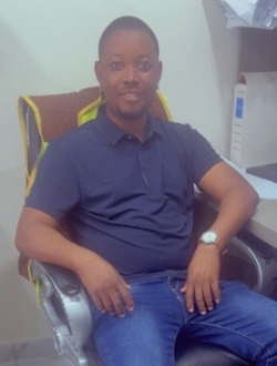 Tariq's profile, a single 31-year-old a man in Aban