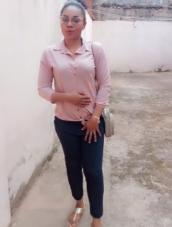 Michelle's profile, a single 36-year-old a woman in Yaoundé