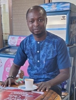 Tintin's profile, a single 32-year-old a man in Ouagadougou
