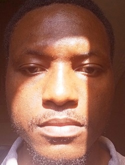 Luc's profile, a single 25-year-old a man in Douala