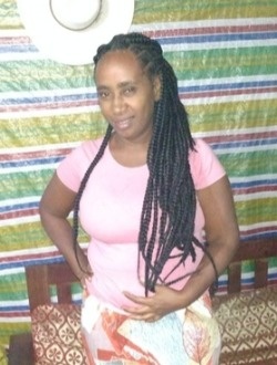 Sylvette's profile, a single 42-year-old a woman in 1ER Arrondissement