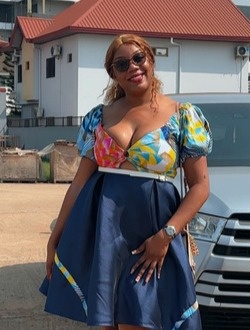Celia's profile, a single 29-year-old a woman in Yaoundé