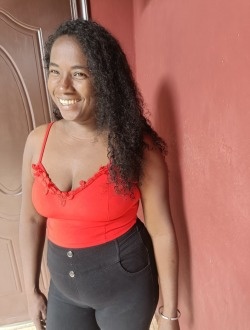 Mirianna's profile, a single 32-year-old a woman in Antalaha