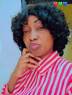 Claire Nandi's profile, a single 34-year-old a woman in Yamba
