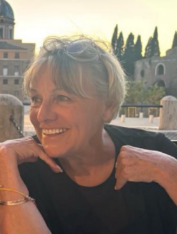 Elle's profile, a single 73-year-old a woman in Montréal