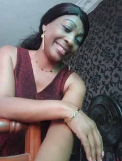 Arlette Sidonie's profile, a single 47-year-old a woman in Yaoundé