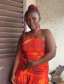 Sorelle's profile, a single 27-year-old a woman in Douala