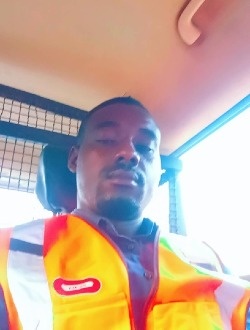Romaric's profile, a single 31-year-old a man in Abadjin-Doumé