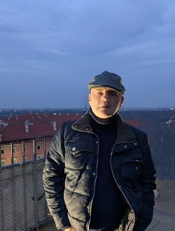 Pascal's profile, a single 61-year-old a man in Pleyben