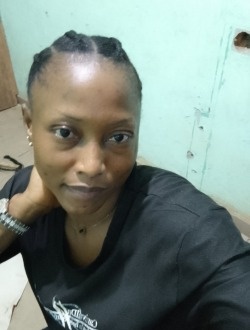 Clarence's profile, a single 31-year-old a woman in Yaoundé