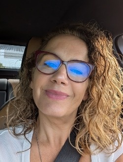 Véronique Gabrielle's profile, a single 49-year-old a woman in Trois-Rivières