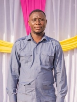 Mechac's profile, a single 32-year-old a man in Bacongo
