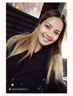 Lee's profile, a single 37-year-old a woman in Antananarivo
