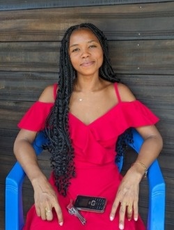 Solange's profile, a single 28-year-old a woman in Antananarivo