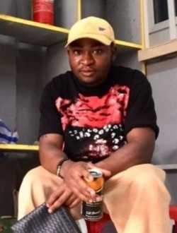 Alexandre's profile, a single 26-year-old a man in Yaoundé