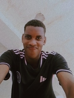 Yon's profile, a single 25-year-old a man in Bruxelles