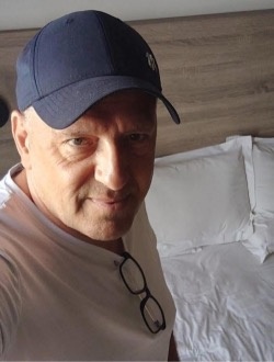 profile picture 0