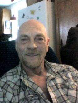 Yves's profile, a single 68-year-old a man in Shefford