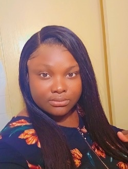 Cynthia's profile, a single 34-year-old a woman in Montréal