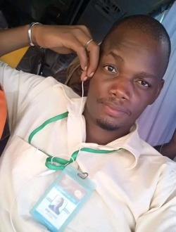 Bouba's profile, a single 38-year-old a man in Niamey (Commune I)