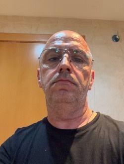 Perfil de Sebas, un hombre soltero(a) de 48 años en Barcelona