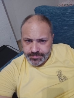 Fran's profile, a single 45-year-old a man in Valencia