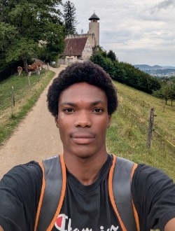 Edemji's profile, a single 25-year-old a man in Lomé