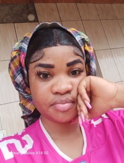 Rose's profile, a single 27-year-old a woman in Abadjin-Kouté