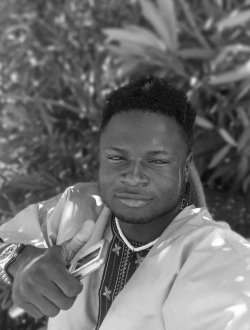 Julien's profile, a single 21-year-old a man in Cotonou
