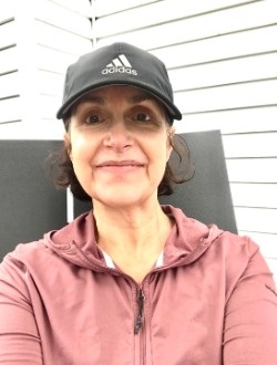 France's profile, a single 60-year-old a woman in Châteauguay