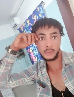 Abed's profile, a single 27-year-old a man in Lomé