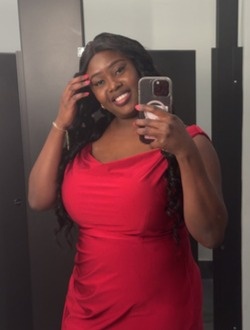 Rachel's profile, a single 34-year-old a woman in Ajax