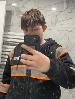 Mike's profile, a single 25-year-old a man in Staten Island