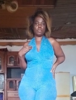 Diane's profile, a single 34-year-old a woman in Yaoundé