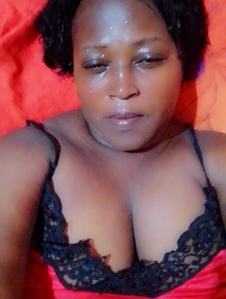 Misbel's profile, a single 42-year-old a woman in Douala