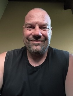 Mike's profile, a single 43-year-old a man in Perrignier