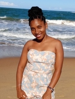 Elalhi's profile, a single 31-year-old a woman in Toamasina