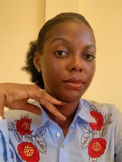 Liliane's profile, a single 37-year-old a woman in Douala