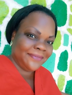Yahelle's profile, a single 41-year-old a woman in Libreville
