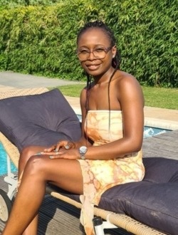 Fanny's profile, a single 33-year-old a woman in Mons