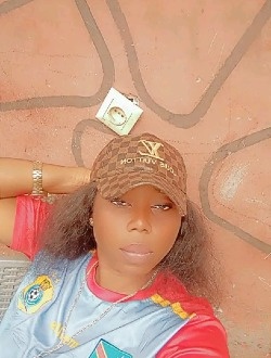 Solange's profile, a single 36-year-old a woman in Kinshasa