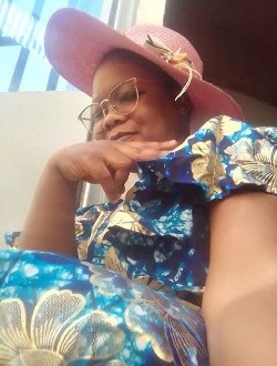 Carine's profile, a single 35-year-old a woman in Yaoundé