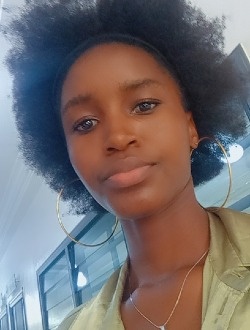 Sandrine's profile, a single 21-year-old a woman in Accra New Town
