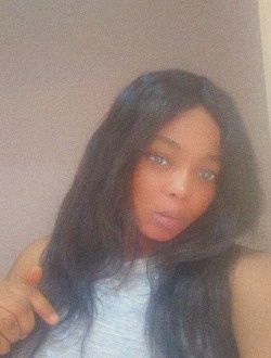 Kétia's profile, a single 32-year-old a woman in Logoba