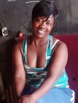 Madestine's profile, a single 42-year-old a woman in Yaoundé