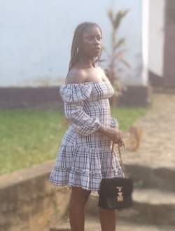 Fortune's profile, a single 23-year-old a woman in Yaoundé