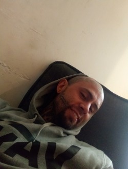 William's profile, a single 34-year-old a man in East Los Angeles