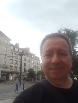 Fred's profile, a single 54-year-old a man in Orléans