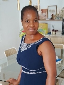 Delphine Kacou's profile, a single 40-year-old a woman in Petit Abidjan-Youkou