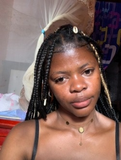 Veronique's profile, a single 27-year-old a woman in Yaoundé
